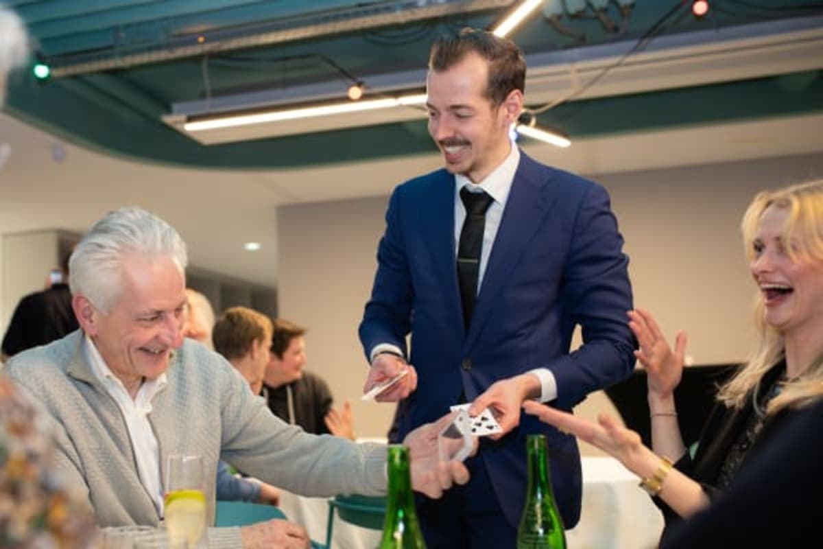 Tafelgoochelen Mr. Mysterious foto 1